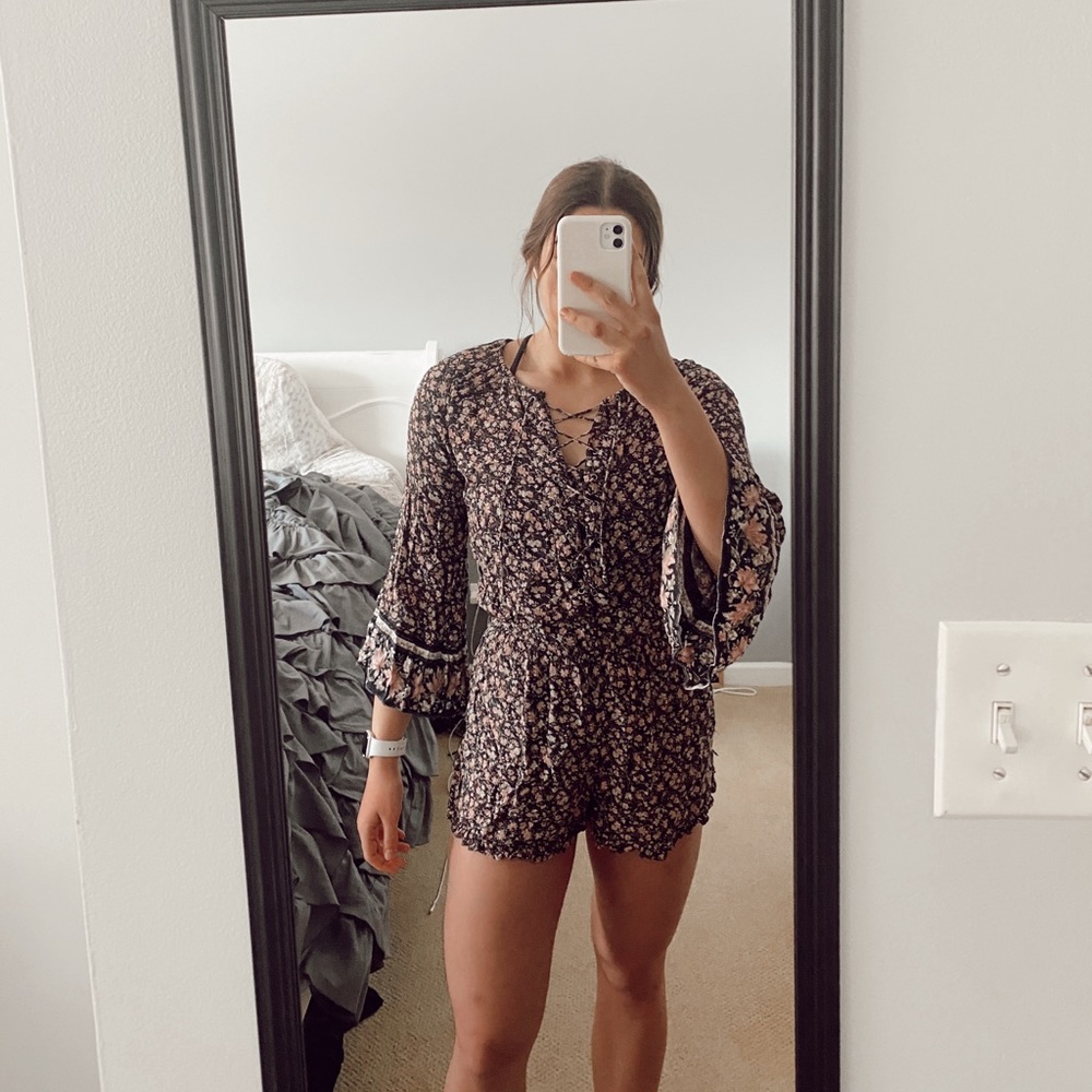 American Eagle romper!!